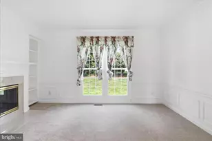 8392 Crosslake Dr, Fairfax Station, VA 22039 - Photo 15