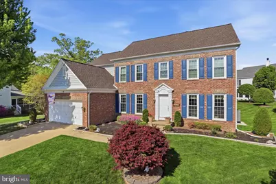 8392 Crosslake Dr, Fairfax Station, VA 22039 - Photo 3