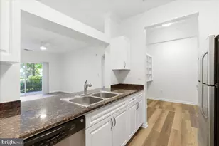 12901 Centre Park Cir, Herndon, VA 20171 - Photo 5