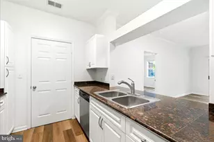 12901 Centre Park Cir, Herndon, VA 20171 - Photo 3