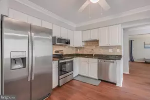 4871 Nash Dr, Fairfax, VA 22032 - Photo 7