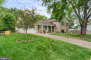 4505 Briarton Dr, Chantilly, VA 20151 - Photo 5