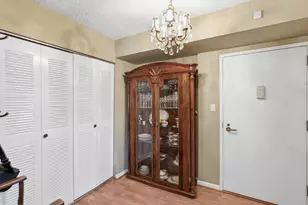 3800 Powell Ln, Falls Church, VA 22041 - Photo 3
