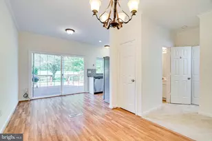 12114 Wedgeway Ct, Fairfax, VA 22033 - Photo 25