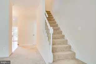 12114 Wedgeway Ct, Fairfax, VA 22033 - Photo 19