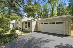 10929 Howland Dr, Reston, VA 20191 - Photo 53