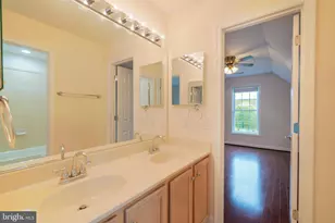8038 Holland Rd, Alexandria, VA 22306 - Photo 41