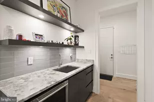 1054 Kinglet Ct, McLean, VA 22101 - Photo 19
