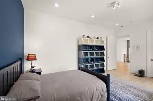 1054 Kinglet Ct, McLean, VA 22101 - Photo 39