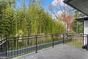 1054 Kinglet Ct, McLean, VA 22101 - Photo 31