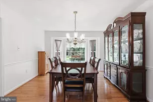 5245 Glen Meadow Rd, Centreville, VA 20120 - Photo 9
