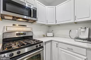 11373 Aristotle Dr, Fairfax, VA 22030 - Photo 5