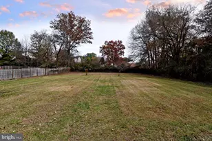 7125 Harrison Ln, Alexandria, VA 22306 - Photo 5