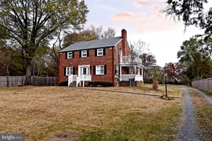 7125 Harrison Ln, Alexandria, VA 22306 - Photo 1