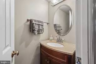 14813 Smethwick Pl, Centreville, VA 20120 - Photo 13