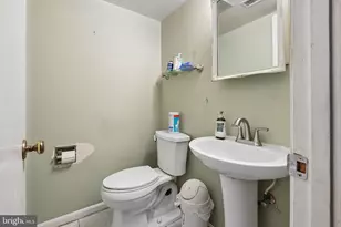 14813 Smethwick Pl, Centreville, VA 20120 - Photo 23