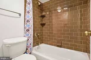 5902 Mt Eagle Dr, Alexandria, VA 22303 - Photo 31