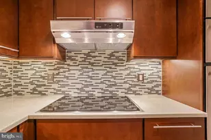 5902 Mt Eagle Dr, Alexandria, VA 22303 - Photo 21