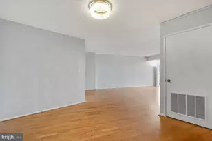 5902 Mt Eagle Dr, Alexandria, VA 22303 - Photo 25
