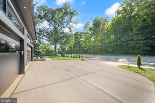 2537 Gallows Rd, Dunn Loring, VA 22027 - Photo 113