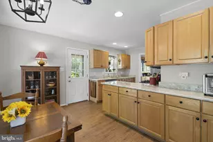 8306 Briar Creek Dr, Annandale, VA 22003 - Photo 19
