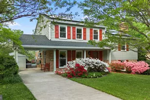 8306 Briar Creek Dr, Annandale, VA 22003 - Photo 3