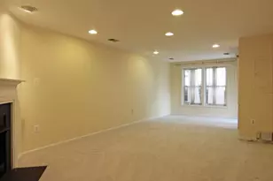 11799 Valley Ridge Cir, Fairfax, VA 22033 - Photo 5