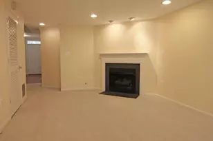 11799 Valley Ridge Cir, Fairfax, VA 22033 - Photo 3