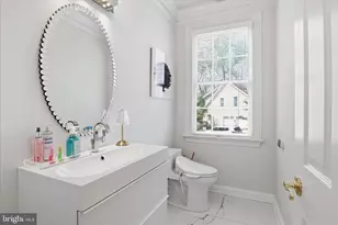 4022 Annandale Rd, Annandale, VA 22003 - Photo 11