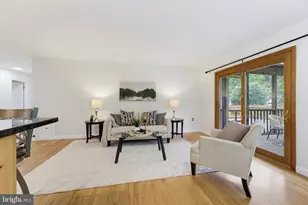 9538 Stevebrook Rd, Fairfax, VA 22032 - Photo 7