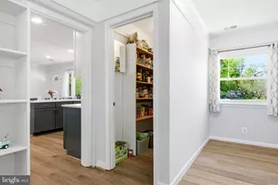 14703 Carlbern Dr, Centreville, VA 20120 - Photo 39