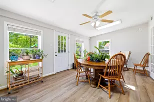 14703 Carlbern Dr, Centreville, VA 20120 - Photo 21