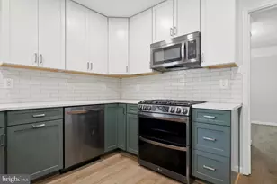 14703 Carlbern Dr, Centreville, VA 20120 - Photo 9