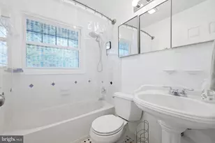 14703 Carlbern Dr, Centreville, VA 20120 - Photo 27