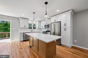 6153 Les Dorson Ln, Alexandria, VA 22315 - Photo 7