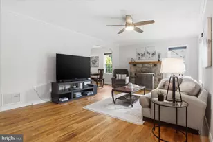 2505 Popkins Ln, Alexandria, VA 22306 - Photo 5