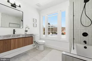 12011 Meadowville Ct, Herndon, VA 20170 - Photo 15