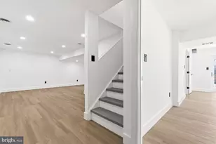 12011 Meadowville Ct, Herndon, VA 20170 - Photo 23