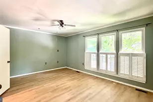 10935 Adare Dr, Fairfax, VA 22032 - Photo 15