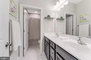 105 Heglar Oaks Ct, Herndon, VA 20170 - Photo 53