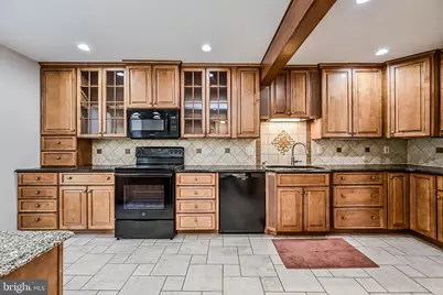 9929 Hemlock Woods Lane, Burke, VA 22015 - Photo 19