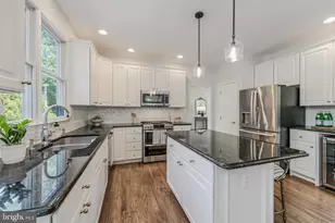 12537 Ridgegate Dr, Herndon, VA 20170 - Photo 9