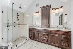 12537 Ridgegate Dr, Herndon, VA 20170 - Photo 43