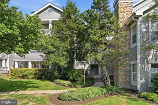 13058 Autumn Woods Way, Fairfax, VA 22033 - Photo 3