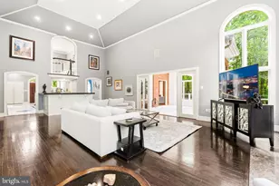11102 Prince Edward Ct, Oakton, VA 22124 - Photo 27