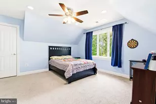 11102 Prince Edward Ct, Oakton, VA 22124 - Photo 51
