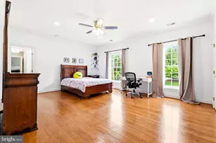 11102 Prince Edward Ct, Oakton, VA 22124 - Photo 45