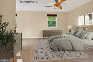 8923 Park Forest Dr, Springfield, VA 22152 - Photo 15