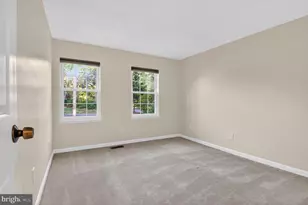 8923 Park Forest Dr, Springfield, VA 22152 - Photo 39