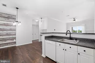 11325 Aristotle Dr, Fairfax, VA 22030 - Photo 15